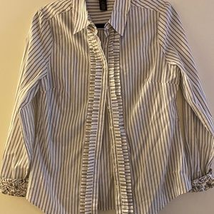 White House black market shirt